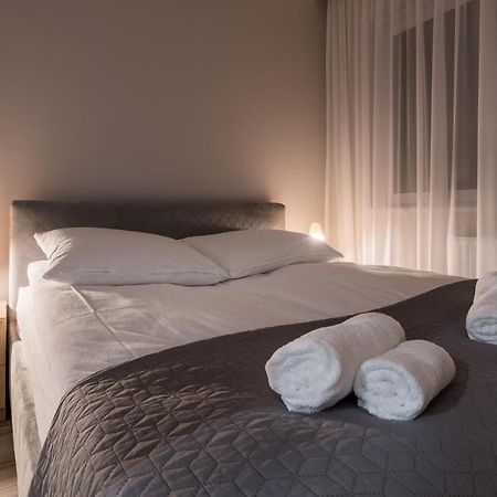 Apartament K2 Pulaskiego 1 Stary Toruń エクステリア 写真
