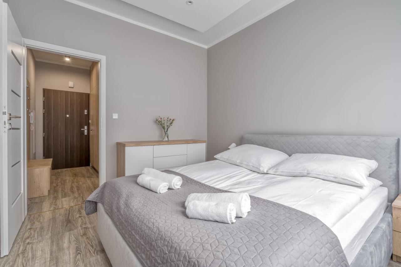 Apartament K2 Pulaskiego 1 Stary Toruń エクステリア 写真